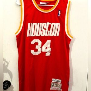 Size XL Mitchell and Ness 90's Houston Rockets Hakeem Olajuwon Jersey!Worn Once!